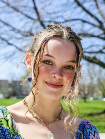 Headshot of Bella Gerstmann