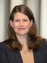 Trisha Hall '98