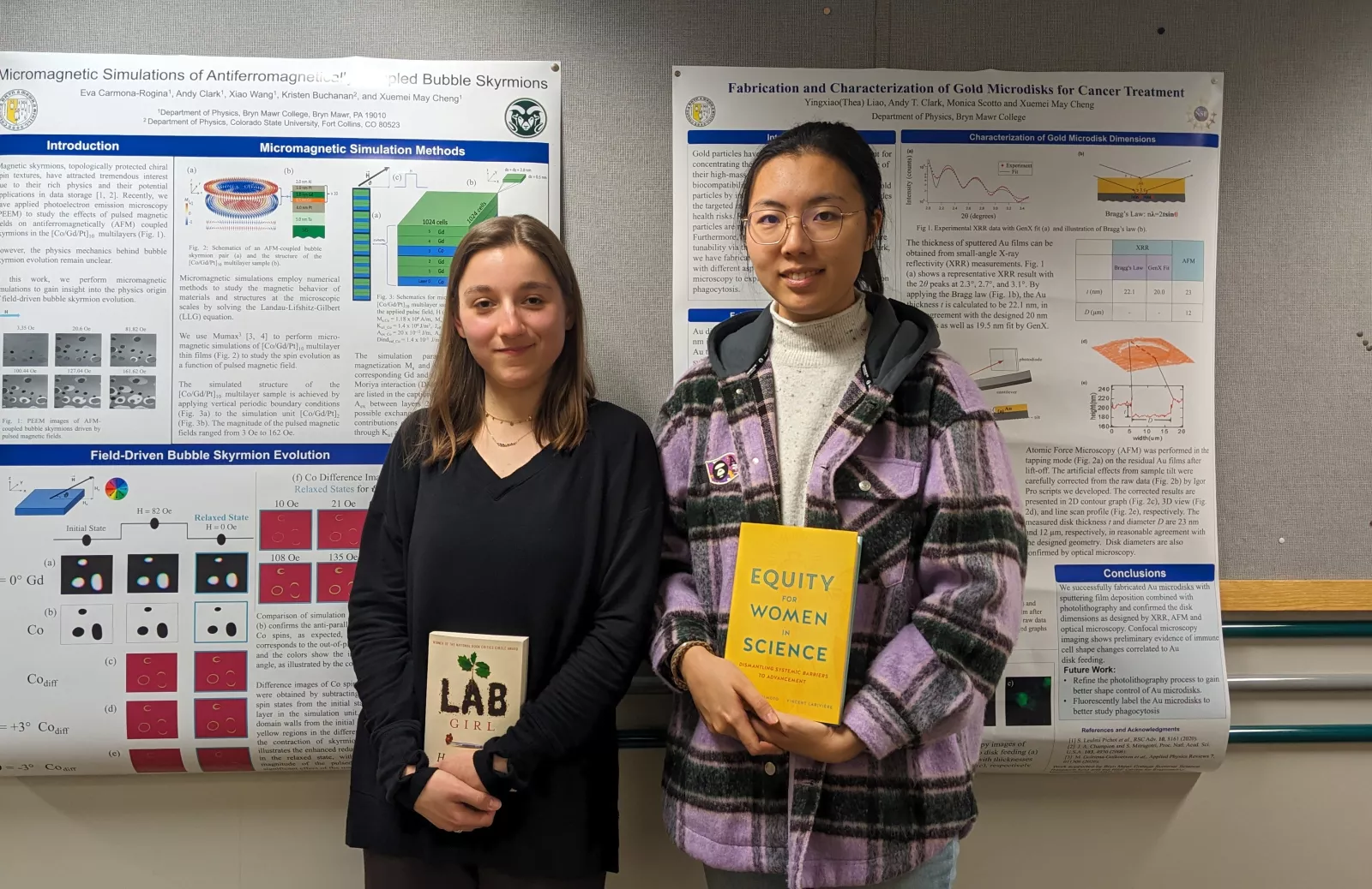 Thea Liao '25 and Eva K Carmona-Rogina '25 with their physics poster at conference