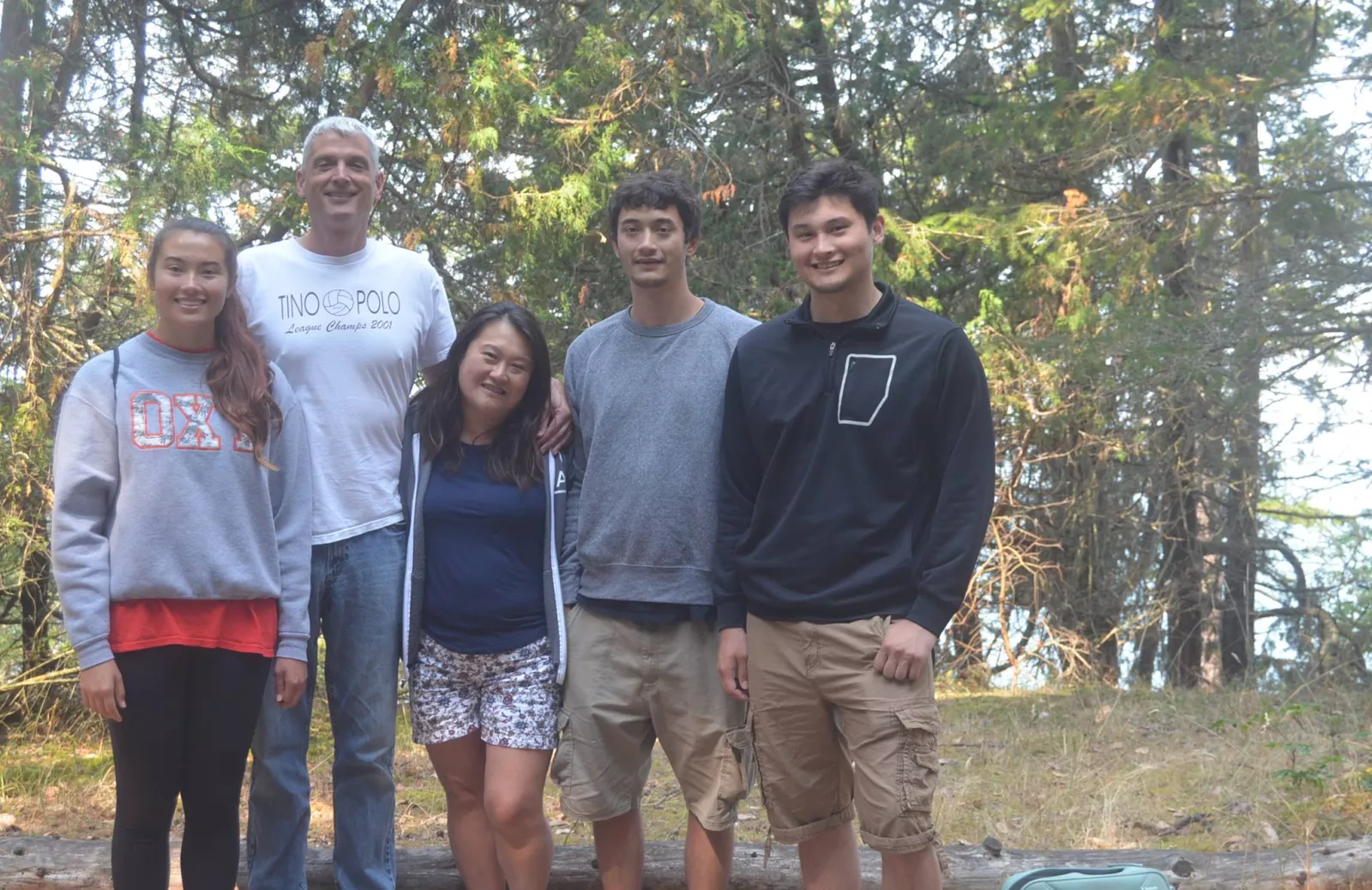 Myoung Kang '89 and Ian Oglesby HC '88 and family