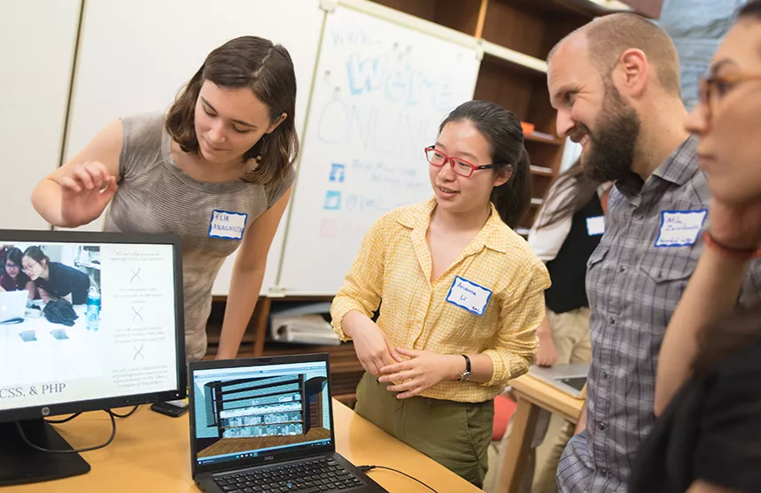 Elia Anagnostou and Arianna Li  at the Digital Scholarship Student Symposium