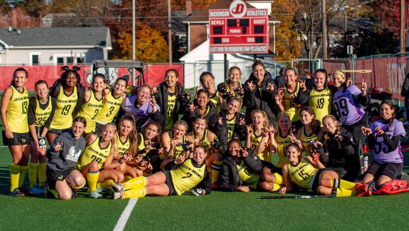 Group photo of the Bryn Mawr Field Hockey Team