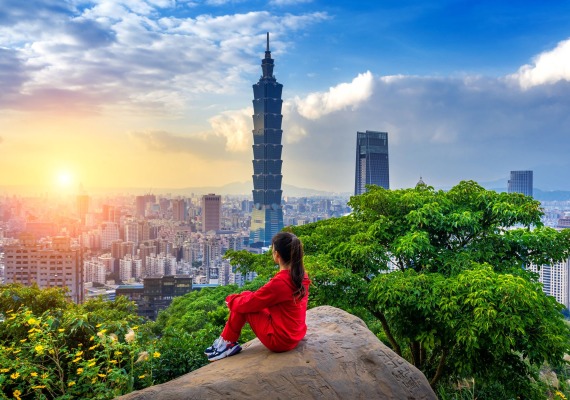 tourist in Taiwan study aborad