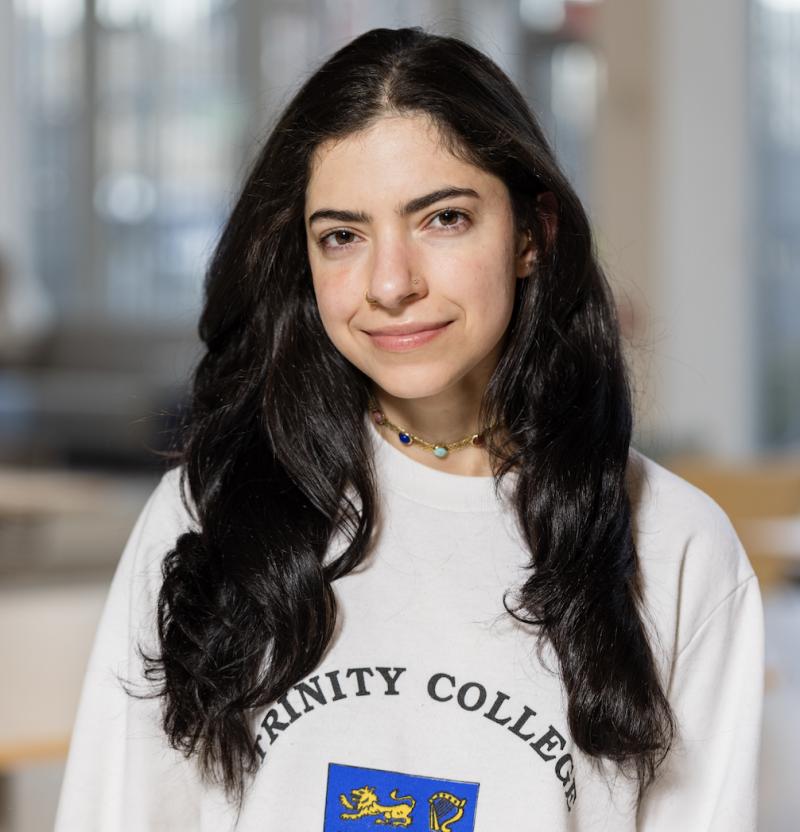 Isabel Plakas '19