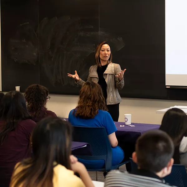 Keynote Speaker Lynda Pak '90